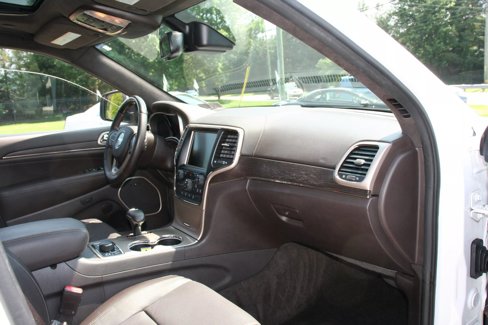 Used 2015 Jeep Grand Cherokee Summit w/ Platinum Series Group image 21