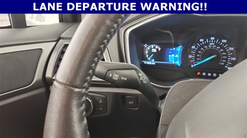 Used 2016 Ford Fusion Titanium image 16