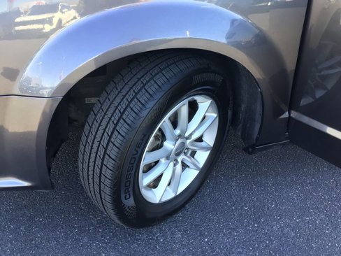 Used 2018 Dodge Grand Caravan SXT image 16
