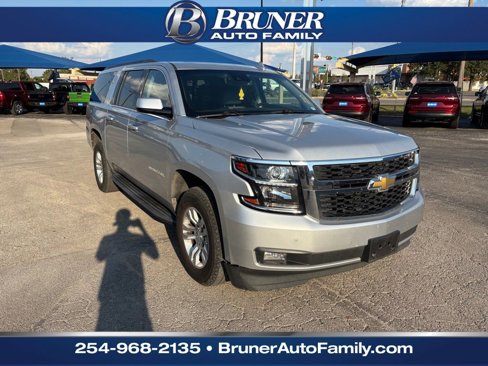 Used 2018 Chevrolet Suburban LT image 2
