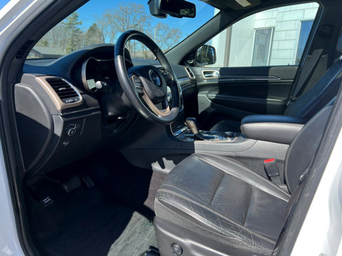 Used 2016 Jeep Grand Cherokee Limited image 15