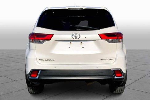 Used 2018 Toyota Highlander Limited image 4