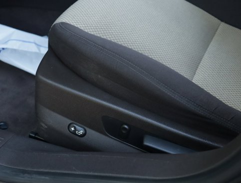 Used 2010 Chevrolet Malibu LS image 17