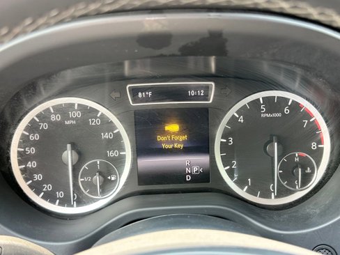 Used 2017 INFINITI QX30 Premium w/ Navigation Package image 23