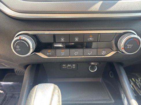 Used 2023 Nissan Altima 2.5 SR image 23