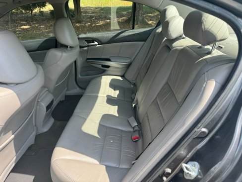 Used 2010 Honda Accord EX-L image 26