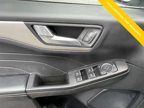 Used 2021 Ford Escape SE w/ Convenience Package image 16