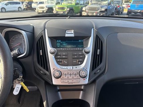 Used 2012 Chevrolet Equinox LS image 14