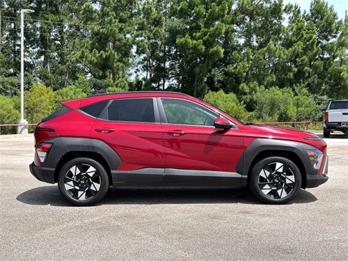 Used 2025 Hyundai Kona SEL image 9