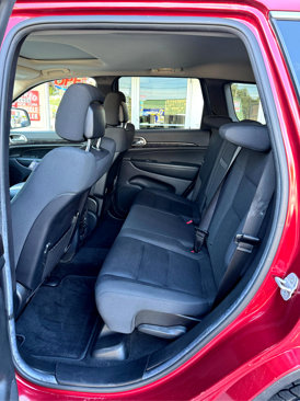 Used 2012 Jeep Grand Cherokee Laredo w/ Laredo E Group image 13