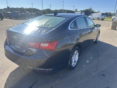 Used 2017 Chevrolet Malibu LS image 8