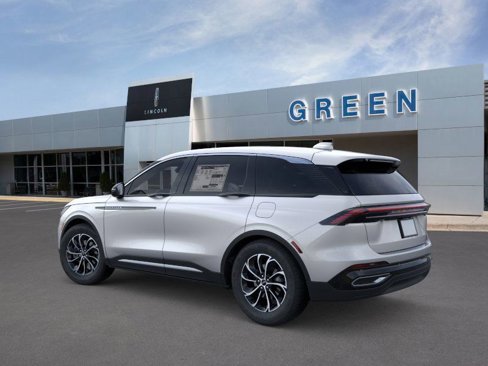New 2025 Lincoln Nautilus Premier w/ Equipment Group 102A image 4