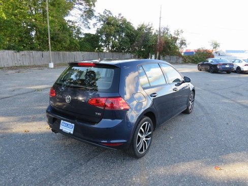 Used 2017 Volkswagen Golf SEL image 5