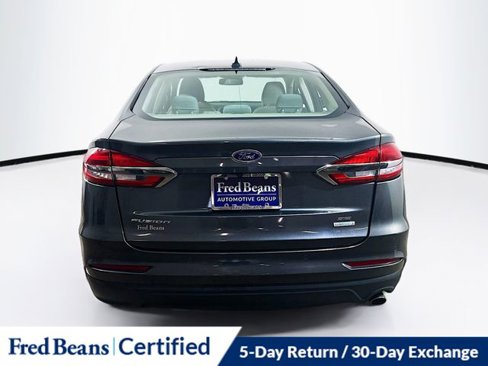 Used 2019 Ford Fusion SE image 9