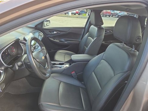 Used 2019 Chevrolet Malibu Hybrid w/ Leather Package image 15
