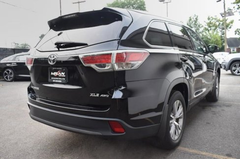 Used 2014 Toyota Highlander XLE image 7