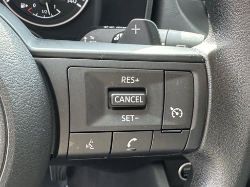 Used 2023 Nissan Rogue S image 25