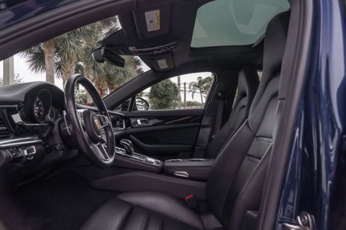 Used 2020 Porsche Panamera image 14