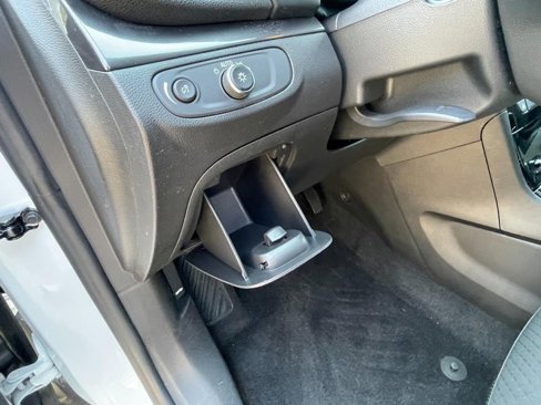Used 2021 Buick Encore Preferred w/ Safety Package image 20