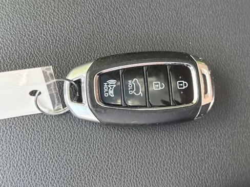 Used 2018 Hyundai Kona SEL image 29