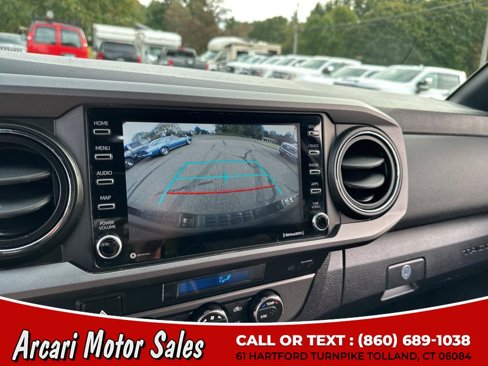 Used 2021 Toyota Tacoma TRD Sport image 25