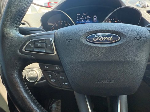 Used 2018 Ford Escape Titanium image 23