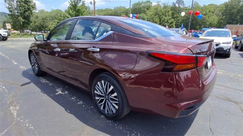 Certified 2024 Nissan Altima 2.5 SV image 6