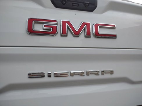 Used 2022 GMC Sierra 1500 SLE image 42