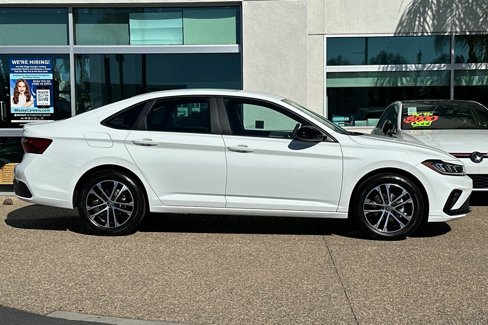 New 2025 Volkswagen Jetta Sport image 3