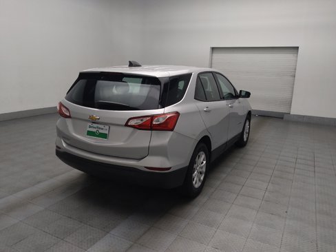 Used 2019 Chevrolet Equinox LS image 9