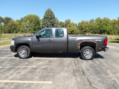 Used 2010 Chevrolet Silverado 1500 W/T image 9