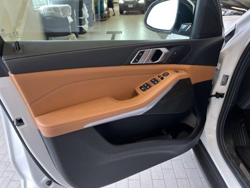 Used 2022 BMW X5 xDrive40i image 15