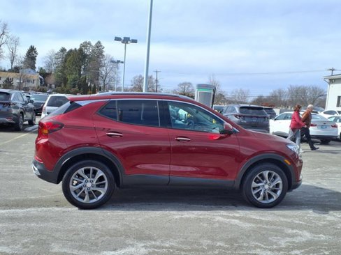 Used 2022 Buick Encore GX Essence w/ Advanced Technology Package image 8