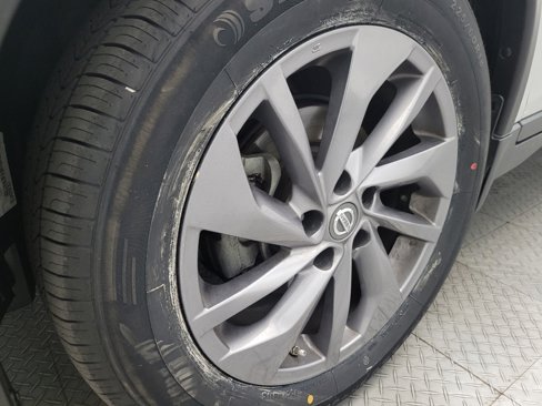 Used 2016 Nissan Rogue SL image 31