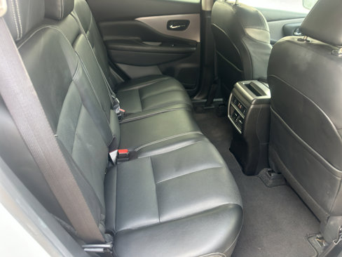 Used 2023 Nissan Murano SL image 16