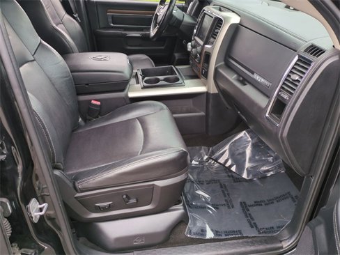 Used 2015 RAM 1500 Laramie w/ Convenience Group image 33