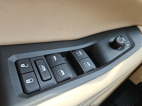 New 2025 Jeep Grand Cherokee L Limited w/ Luxury Tech Group II image 22