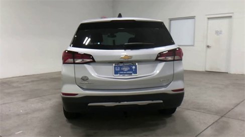 Used 2022 Chevrolet Equinox LT image 2