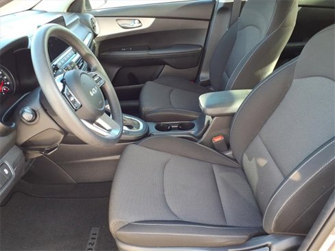 Used 2023 Kia Forte LXS image 12