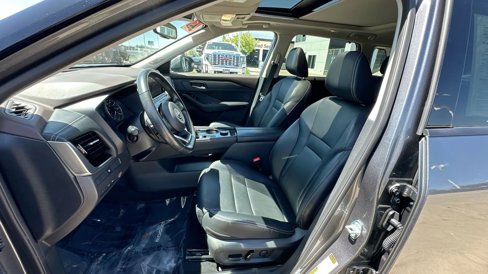 Used 2023 Nissan Rogue SL w/ SL Premium Package image 20