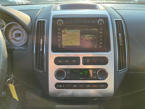 Used 2010 Ford Edge Limited image 16