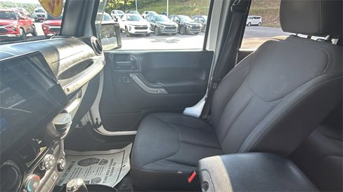 Used 2018 Jeep Wrangler Unlimited Sport S image 21