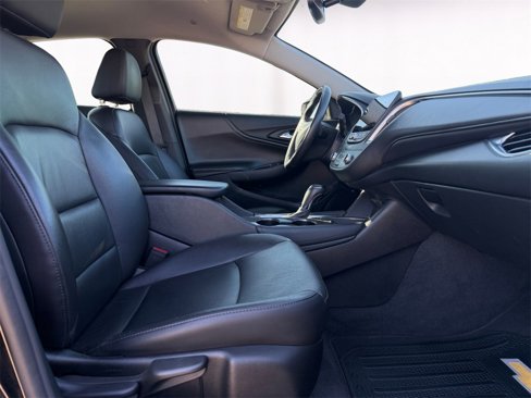 Used 2020 Chevrolet Malibu LT w/ Leather Package image 15