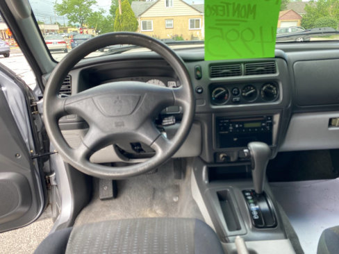 Used 2004 Mitsubishi Montero Sport LS image 12