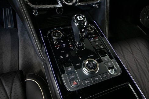 Used 2021 Bentley Flying Spur V8 image 34
