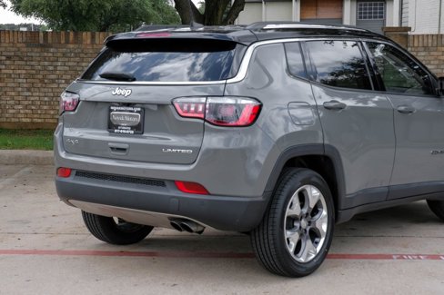 Used 2021 Jeep Compass Limited image 15
