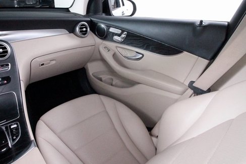 Used 2016 Mercedes-Benz GLC 300 4MATIC image 31
