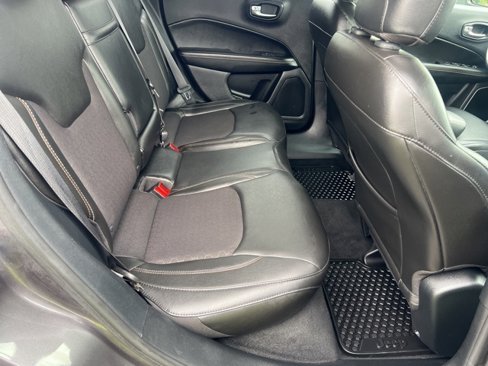 Used 2018 Jeep Compass Latitude w/ Popular Equipment Group image 37