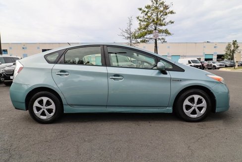Used 2015 Toyota Prius Three image 15