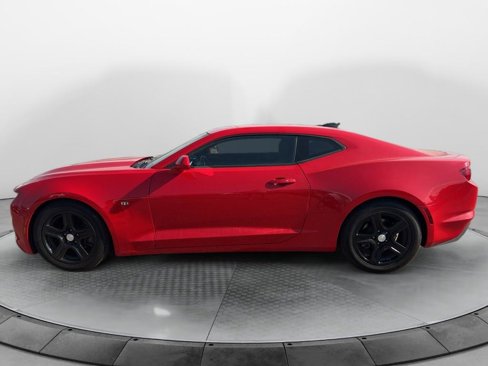 Used 2020 Chevrolet Camaro LT image 1